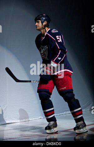 7 octobre 2011 - Columbus, Ohio, États-Unis - Columbus Blue Jackets défenseur Fedor Tyutin (51) est présenté avant le match entre les Predators de Nashville et les Blue Jackets de Columbus au Nationwide Arena, Columbus, Ohio. Défait 3-2 Columbus Nashville. (Crédit Image : © Scott Stuart/ZUMAPRESS.com)/Southcreek Banque D'Images
