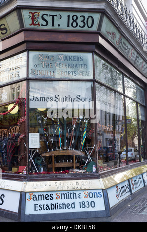 Jas Smith & Sons boutique parapluie à Bloomsbury. Banque D'Images