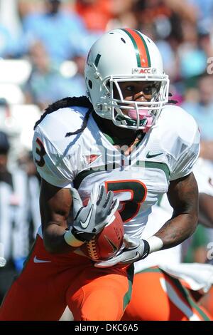 15 octobre 2011 - Chapel Hill, North Carolina, États-Unis - Miami Hurricanes receveur Travis Benjamin (3).Miami bat Caroline du 30-24 au stade de Kenan à Chapel Hill en Caroline du Nord. (Crédit Image : © Anthony Barham/ZUMAPRESS.com)/Southcreek Banque D'Images