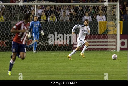 16 octobre 2011 - Los Angeles, Californie, États-Unis - CARSON, CA - le 22 janvier 2011 : David Beckham # 23 de la galaxie de Los Angeles joue la balle contre Chivas USA au cours de la MLS match au Home Depot Center le 16 octobre 2011 à Carson, Californie. La Galaxie défait Chivas USA 1-0. (Crédit Image : © Chiu/ZUMAPRESS.com) Ringo Banque D'Images