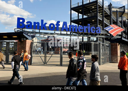 16 octobre 2011 - Foxborough, Massachusetts, États-Unis - un stade Gillette gate avant le début de la NFL match entre les Dallas Cowboys jouent les New England Patriots. (Crédit Image : © Geoff Southcreek/ZUMAPRESS.com)/Bolte Banque D'Images