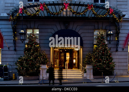 L'hôtel Ritz de Londres, les lumières de Noël Banque D'Images