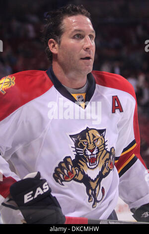 24 octobre 2011 - Montréal, Québec, Canada - Florida Panthers défenseur Ed Foued (55) dans la région de warm-up avant le match des Canadiens de Montréal contre les Panthers de la Floride au Centre Bell. (Crédit Image : © Philippe Champoux/Southcreek/ZUMAPRESS.com) Banque D'Images
