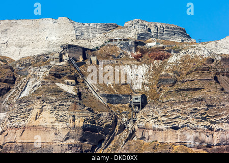 Ancienne mine de Mesotopos sur l'île de Santorin Grèce Banque D'Images