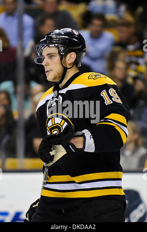 Le 7 novembre, 2011 - Boston, Massachusetts, États-Unis - Boston Bruins center Tyler Seguin (19) à l'action de jeu. Les Bruins de Boston, vaincre les Islanders de New York 6 - 2 au TD Garden. (Crédit Image : © Geoff Southcreek/ZUMAPRESS.com)/Bolte Banque D'Images