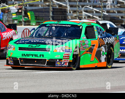 Le 5 novembre 2011 - Fort Worth, Texas, États-Unis - pilote de la série Nationwide Danica Patrick (7) en action au cours de la série NASCAR Nationwide O'Reilly Auto Parts Challenge race à la Texas Motor Speedway à Fort Worth, au Texas. Pilote de la série Nationwide de Trevor Bayne (16) remporte la 7e édition de O'Reilly Auto Parts Défi. (Crédit Image : © Dan Wozniak/ZUMAPRESS.com)/Southcreek Banque D'Images