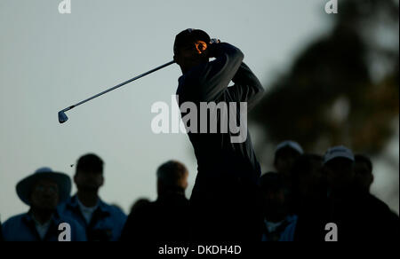 Jan 24, 2007 - San Diego, CA, USA - Buick Invitational, Torrey Pines golf (nord et sud), pro-am du mercredi. TIGER WOODS tees off tôt le matin du troisième trou, parcours sud. Banque D'Images