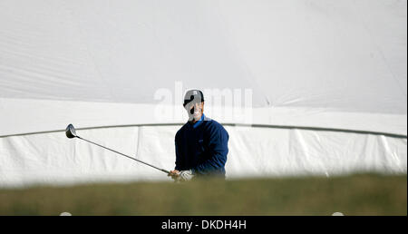 Jan 24, 2007 - San Diego, CA, USA - Buick Invitational, Torrey Pines golf (nord et sud), pro-am du mercredi. Jeux Tiger Woods à tee off sur le neuvième trou, parcours sud. Banque D'Images