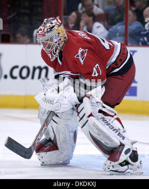 Feb 22, 2007 - Raleigh, NC, USA - NHL Hockey : gardien des Hurricanes de la Caroline JOHN GRAHAME comme les Hurricanes de la Caroline battre les Flyers de Philadelphie dans les heures supplémentaires avec un score final de 3-2 comme ils ont joué le RBC Center situé à Raleigh. (Crédit Image : © Jason Moore/ZUMA Press) Banque D'Images