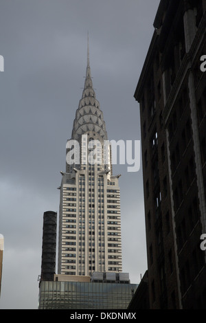 Jusqu'à l'emblématique au Chrysler Building à New York. Banque D'Images