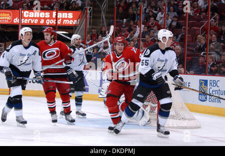 Mar 30, 2007 - Raleigh, NC, USA - NHL Hockey : le Lightning de Tampa Bay a battu les Hurricanes de la Caroline 4-2 comme ils ont joué le RBC Center situé à Raleigh. (Crédit Image : © Jason Moore/ZUMA Press) Banque D'Images