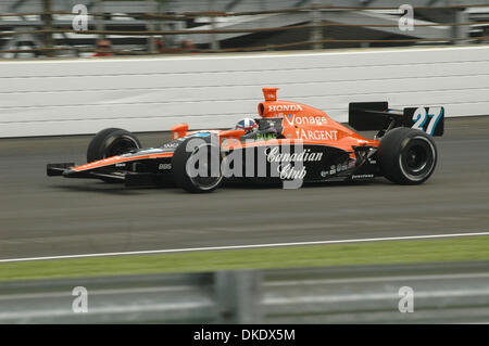 27 mai 2007 - Indianapolis, IA, Etats-Unis - Dario Franchitti est visible pendant l'Indianapolis 500. La course a été marquée par de nombreux accidents et de fréquentes tempêtes de pluie. Un accident par un autre conducteur lui a donné l'exemple et, finalement, la victoire à l'Indianapolis 500. (Crédit Image : © Michael Williams/ZUMA Press) Banque D'Images