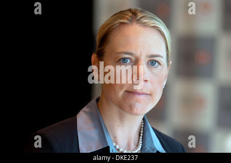 Jul 17, 2007 - Manhattan, NY, USA - Golfeur Annika Sorenstam se joint à la HSBC pour dévoiler les résultats d'enquête sur les valeurs dans le sport ; la banque HSBC, 452, avenue Fifth (crédit Image : © Bryan Smith/ZUMA Press) RESTRICTIONS : New York City Papers de l'homme ! Banque D'Images