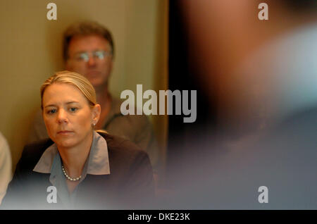 Jul 17, 2007 - Manhattan, NY, USA - Golfeur Annika Sorenstam se joint à la HSBC pour dévoiler les résultats d'enquête sur les valeurs dans le sport ; la banque HSBC, 452, avenue Fifth (crédit Image : © Bryan Smith/ZUMA Press) RESTRICTIONS : New York City Papers de l'homme ! Banque D'Images