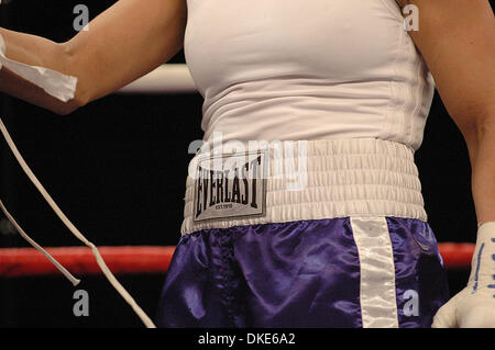 2 février 2007 : la guerre à l'Armory. La boxe à Rochester, New York's Main Street Armory.(Image Crédit : © Alan Schwartz/Cal Sport Media) Banque D'Images