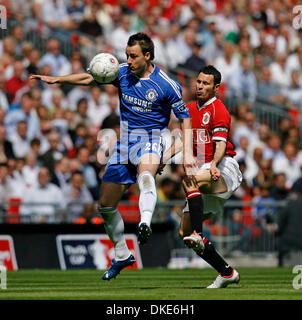 John Terry de Chelsea (L) et de Manchester United, Ryan Giggs.(Image Crédit : © Photographe/Cal Sport Media) Banque D'Images