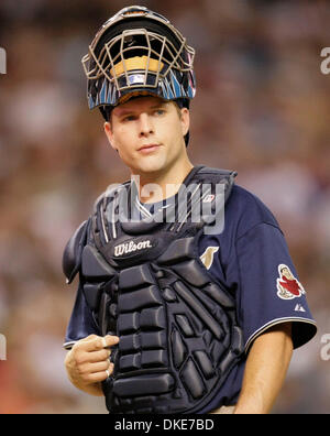 13 juillet 2007 : San Diego Padres catcher Michael Barrett pendant le match contre les Diamondbacks de l'Arizona à Chase Field à Phoenix, Arizona. Les Diamondbacks défait les Padres 8-3 (Image Crédit : © Max Simbron/Cal Sport Media) Banque D'Images