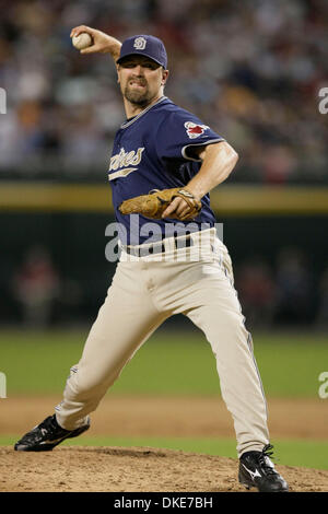 13 juillet 2007 : San Diego Padres pitcher Doug Brocail sur la butte contre les Diamondbacks de l'Arizona à Chase Field à Phoenix, Arizona. Les Diamondbacks défait les Padres 8-3 (Image Crédit : © Max Simbron/Cal Sport Media) Banque D'Images