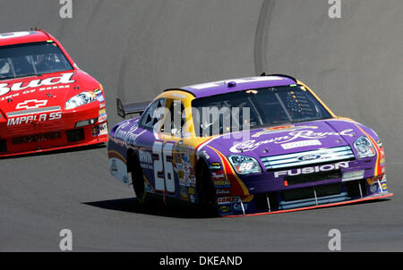 Dimanche 24 juin 2007, SONOMA, CA. - Jamie McMurray's Ford Crown Royal (crédit Image : © Napa Valley Register/ZUMApress.com) Banque D'Images