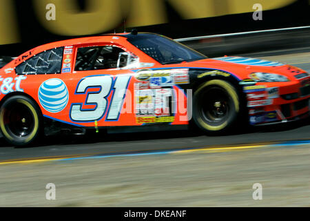 Dimanche 24 juin 2007, SONOMA, CA. - Jeff Burton arrive en troisième position avec son AT&T Mobility Chevrolet au Toyota/Save Mart 350..Jorgen Gulliksen/register.Tous les noms cq. (Crédit Image : © Napa Valley Inscription/ZUMApress.com) Banque D'Images