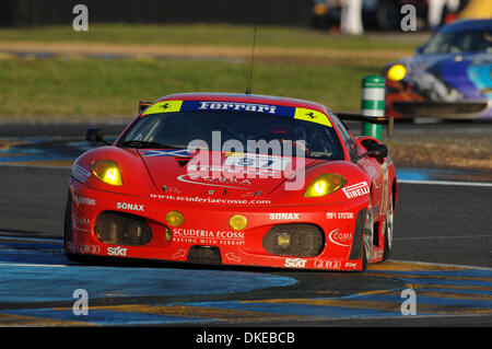 Jun 17, 2007 - Le Mans, France - # 87 Ecosse Scuderia Ferrari 430 GT Berlinetta : Chris Niarchos, Andrew Kirkaldy, TIM MULLEN lors des 24 Heures du Mans, samedi, 16 juin, 2007. (Crédit Image : © Rainier Ehrhardt/ZUMAPRESS.com) Banque D'Images