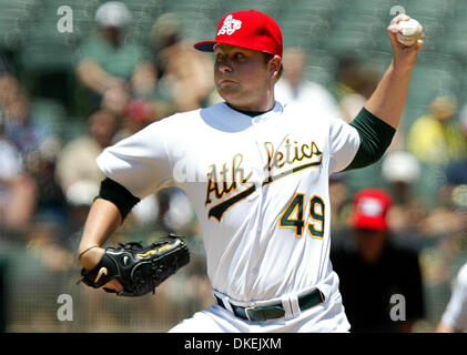 Le lanceur partant d'athlétisme Brett Anderson lance durant leur jeu le lundi 25 mai 2009 à Oakland, Californie. L'un à bas la mer par un score de 6-1..( Aric Crabb /Personnel) Banque D'Images