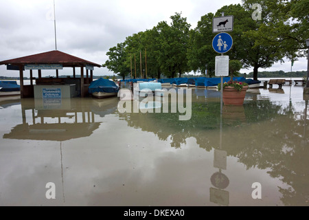 En juin 2013 Inondation Chiemsee Prien, Stock, Chiemgau Haute-bavière, Allemagne Europe Banque D'Images