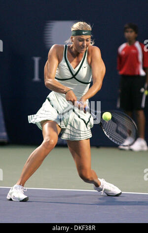 17 Août 2009 : Maria Sharapova La Russie joue et va à l'encontre d'autres Fédération de Nadia Petrova en deux sets-le troisième jour à la Women's Tennis Coupe Rogers a joué au Centre Rexall, à l'Université York à Toronto, ON. (Crédit Image : © Global/ZUMApress.com) Southcreek Banque D'Images