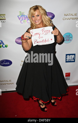 Ajay Rochester 'véritable style Real Women' sans fond s'est tenue au placard au profit Empire Hotel - New York City Arrivées USA - Banque D'Images