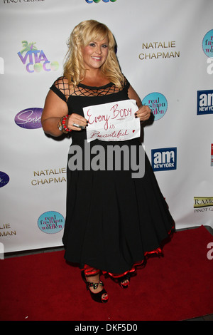 Ajay Rochester 'véritable style Real Women' sans fond s'est tenue au placard au profit Empire Hotel - New York City Arrivées USA - Banque D'Images