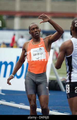 Jun 11, 2009 - Toronto, Ontario, Canada - KHADEVIS ROBINSON des USA s'est classé premier dans le cas du 800 m hommes à l'Université de Toronto, le Festival de l'excellence. Il a terminé l'événement dans un temps de 1:45,73. (Crédit Image : © Terry Ting/Southcreek IME/ZUMA Press) Banque D'Images