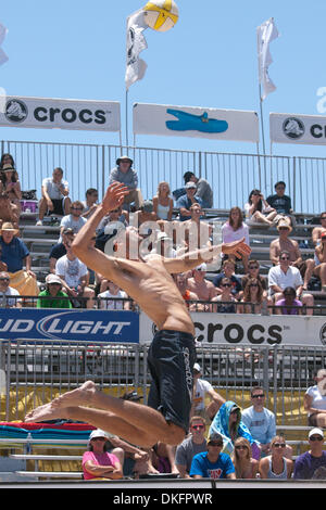 Le 23 mai 2009 - Huntington Beach, Californie, États-Unis d'Amérique - Phil Dalhausser en action lors de l'AVP Huntington Beach Ouvrir à Huntington Beach. (Crédit Image : © Brandon Parry/global/ZUMAPRESS.com) Southcreek Banque D'Images