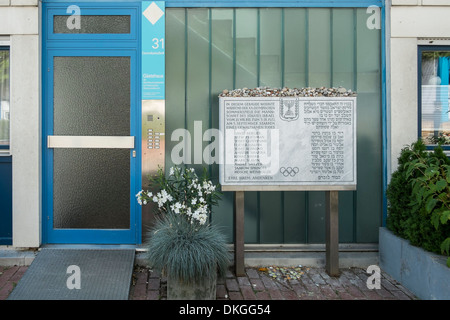 Plaque commémorative au village olympique, Munich, Bavaria, Germany, Europe Banque D'Images