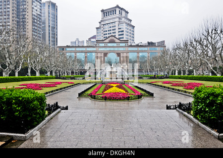 French style Fuxing Park situé dans l'ancienne Concession Française dans le quartier de Luwan, à Shanghai, Chine Banque D'Images