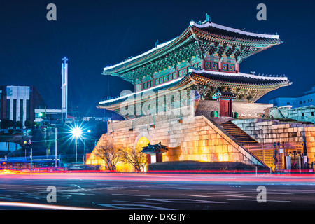 Séoul, Corée du Sud, à la Porte de Namdaemun. Banque D'Images