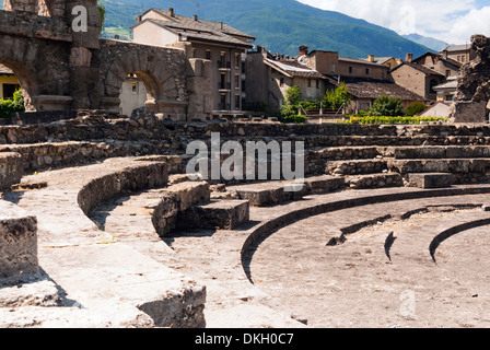 Théâtre romain (Théâtre Romain), Aoste, vallée d'Aoste, Alpes italiennes, l'Italie, l'Europe Banque D'Images