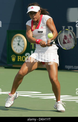 15 août 2009 - Toronto, Ontario, Canada - 15 août 2009 : Ayumi Morita du Japon le jour d'ouverture de la Women's Tennis Coupe Rogers a joué au Centre Rexall, à l'Université York à Toronto, ON. (Crédit Image : © Steve Southcreek Dormer/global/ZUMApress.com) Banque D'Images