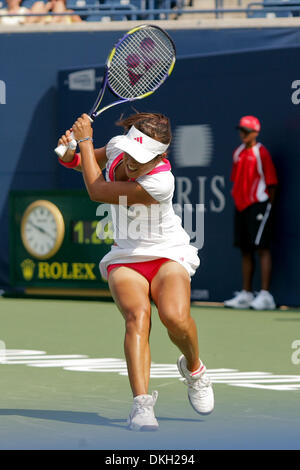 15 août 2009 - Toronto, Ontario, Canada - 15 août 2009 : Ayumi Morita du Japon le jour d'ouverture de la Women's Tennis Coupe Rogers a joué au Centre Rexall, à l'Université York à Toronto, ON. (Crédit Image : © Steve Southcreek Dormer/global/ZUMApress.com) Banque D'Images