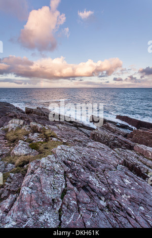 Rubha Reidh Lighthouse à l'aube, Melvaig, Wester Ross, Highlands, Scotland Banque D'Images