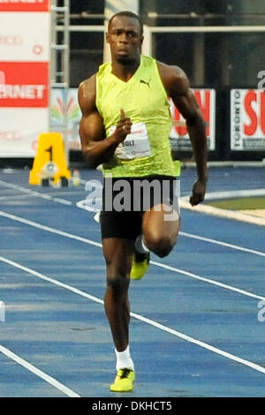 11 juin 2009 - Toronto, Ontario, Canada - le 11 juin 2009, Toronto (Ontario). Usain Bolt au Festival d'excellence d'athlétisme au Varsity Stadium sur le campus de l'Université de Toronto à Toronto, Ontario, Canada. (Crédit Image : © Global/ZUMApress.com) Southcreek Banque D'Images