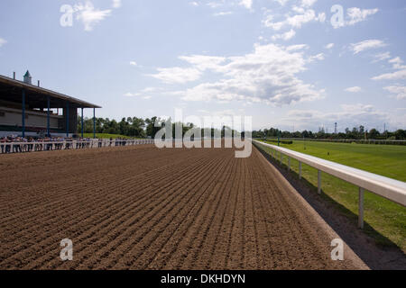 12 Juillet 2009 : Fort Erie Race Track sur la 74e marche du Prince de Galles à Enjeux à Fort Erie, Ontario, Canada. Gallant a remporté le Prince de Galles piquets dans la photo d'arrivée. (Crédit Image : © Frank Jansky/global/ZUMApress.com) Southcreek Banque D'Images