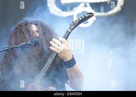 Adamo Claudio Sanchez le chant dans la fumée. Le concert a eu lieu au Pavillon du Journal à Albuquerque, NM. (Crédit Image : © Long Nuygen/global/ZUMApress.com) Southcreek Banque D'Images