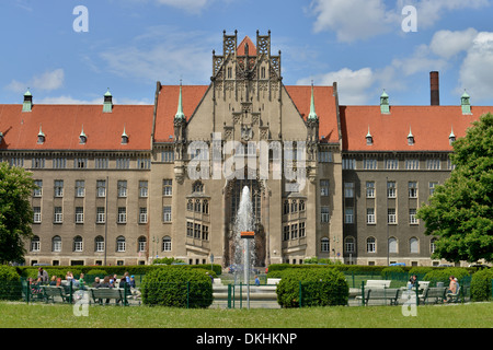 Amtsgericht Mariage, Bahnhofstraße, Mariage, Berlin, Deutschland Banque D'Images