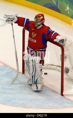 Feb 25, 2010 - Vancouver, Colombie-Britannique, Canada - Hockey sur glace : Le Canada a battu la Russie 7-3. Jeux Olympiques d'hiver de Vancouver 2010. Sur la photo : Le gardien russe EVGENY NABOKOV. (Crédit Image : © Aleksander V.Tchernykh/PhotoXpress/ZUMA Press) Banque D'Images