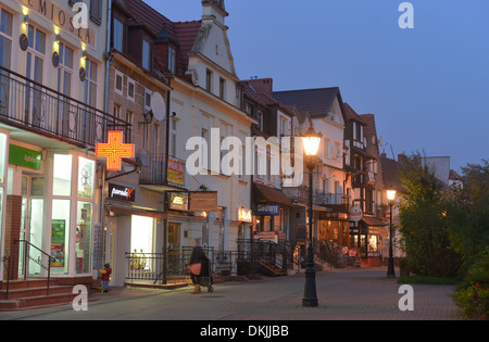 Altstadtstrasse, Ul. Stanislawa Dubois, Kolobrzeg, Pologne Banque D'Images