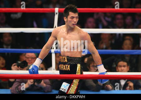 Tokyo, Japon. 6e déc, 2013. Ryota Murata (JPN) Boxing : le poids moyen 8R bout entre Ryota Murata - Dave Peterson au Ryogoku Kokugikan à Tokyo, au Japon . Credit : AFLO SPORT/Alamy Live News Banque D'Images