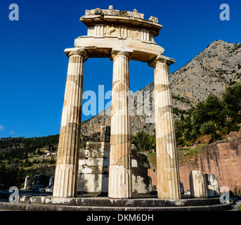 Temple d'Athéna pronoia oracle à Delphes en Grèce Banque D'Images