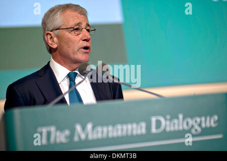 Manama, Bahreïn. 7 Décembre, 2013. Le secrétaire américain à la défense Chuck Hagel parle au dialogue de Manama, le 7 décembre 2013 à Manama, Bahreïn. Credit : Planetpix/Alamy Live News Banque D'Images