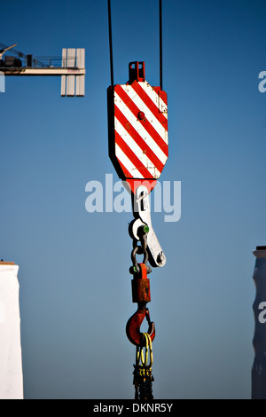 Détail d'une grue de levage et le crochet. Banque D'Images