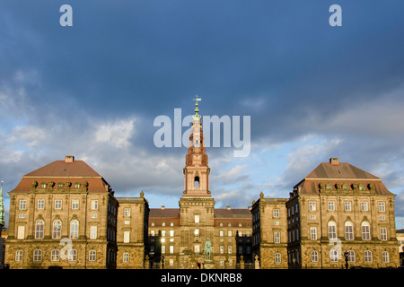 Christianborg palace dans le centre de Copenhague, au Danemark. siège du gouvernement danois Banque D'Images